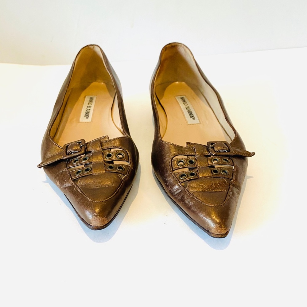 Manolo Blahnik Golden Brown Pointed Toe Flats - Picture 5 of 8